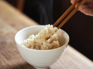 【管理栄養士レビュー】不眠の方へおすすめしたい、GABA 発芽玄米の選び方と今日からできる取り入れ術