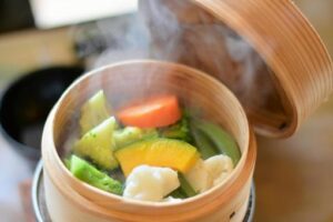 旬のオーガニック野菜で作る免疫アップ＆美肌レシピ5選｜ビタミン・ミネラルを逃さない調理法