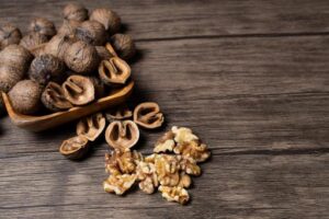 海藻×ナッツで作る5分スナック｜ミネラル補給と脳疲労リセット術