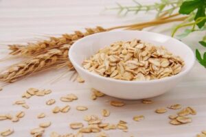 発酵オートミールで作る朝の時短スープ３選｜腸活と血糖安定を１杯で叶える